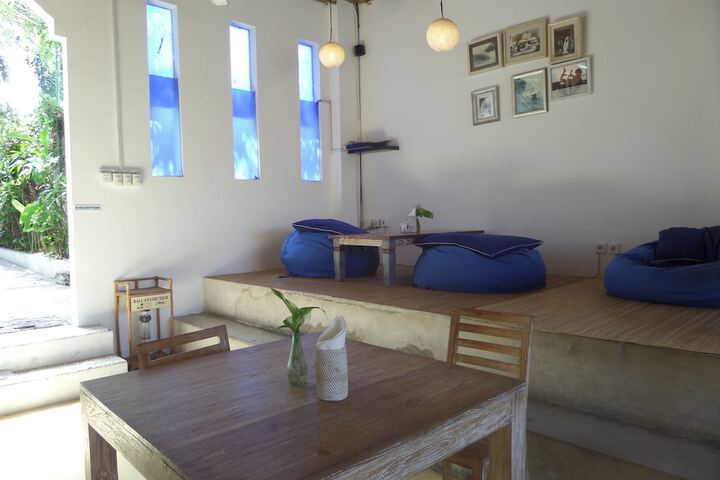 Snack bar