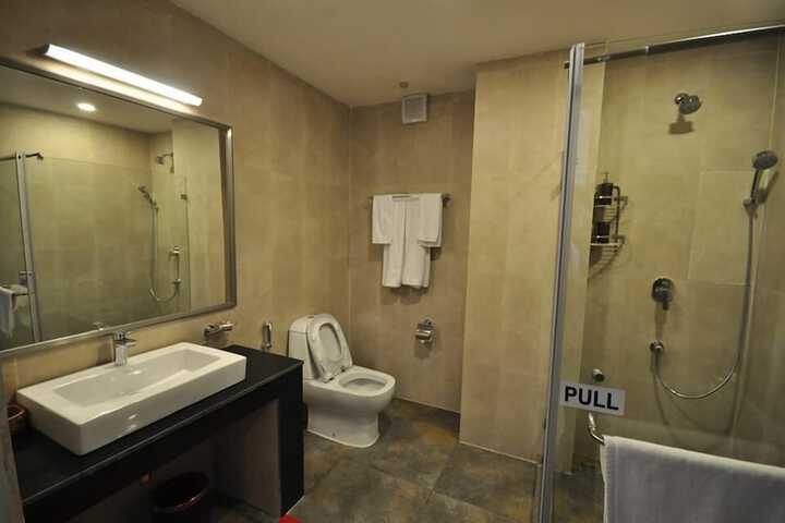 Room 17 of 21