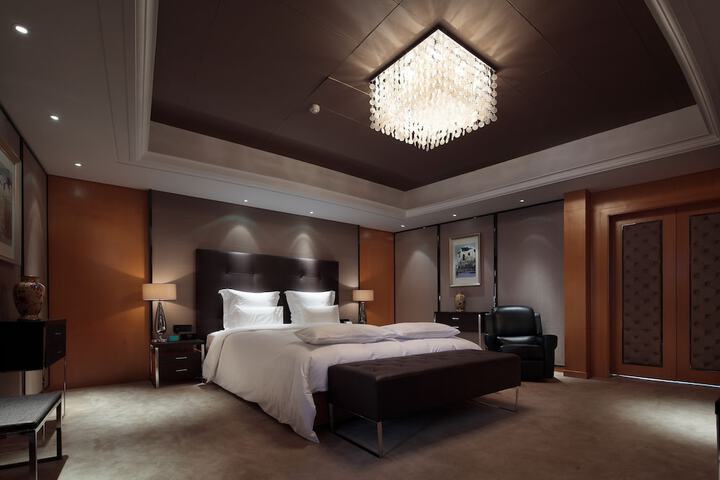 Room 29 of 87