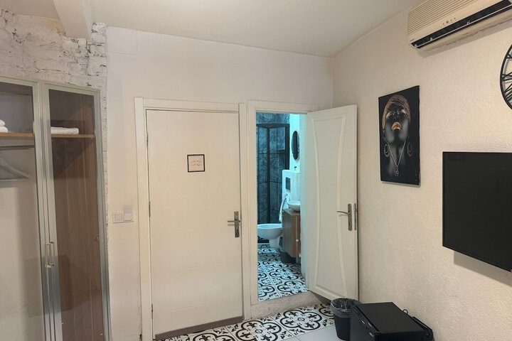 Room 36 of 50
