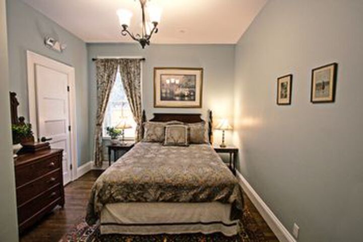 Room 11 of 75