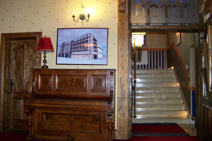 Hotel Interior 40 of 52