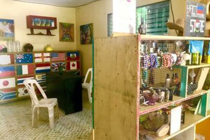 Gift Shop 12 of 71