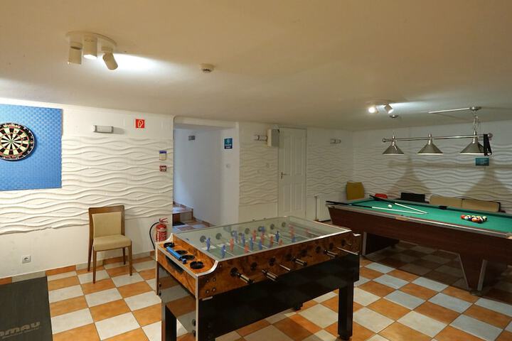 Room 61 of 88