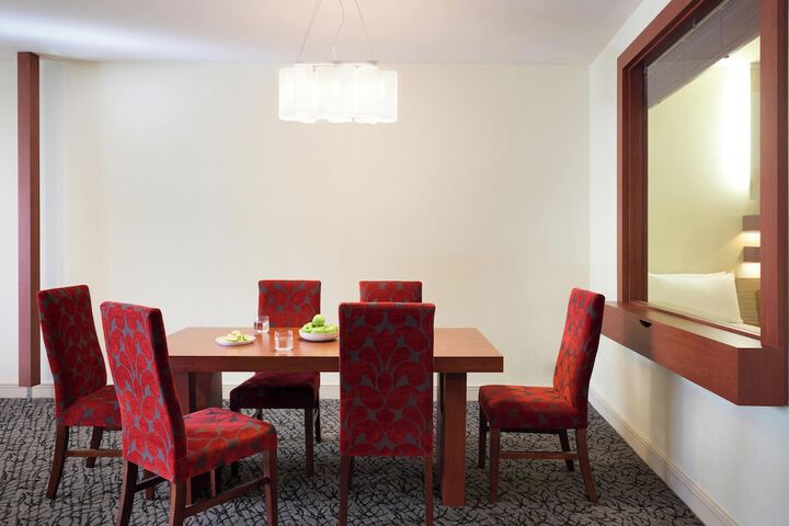 Dining Photos