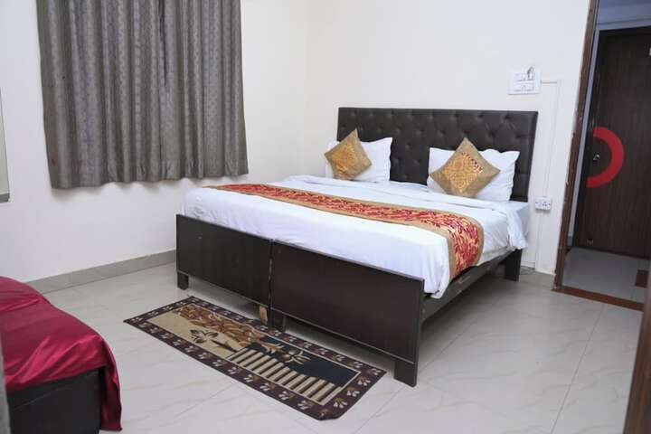 Room 18 of 39