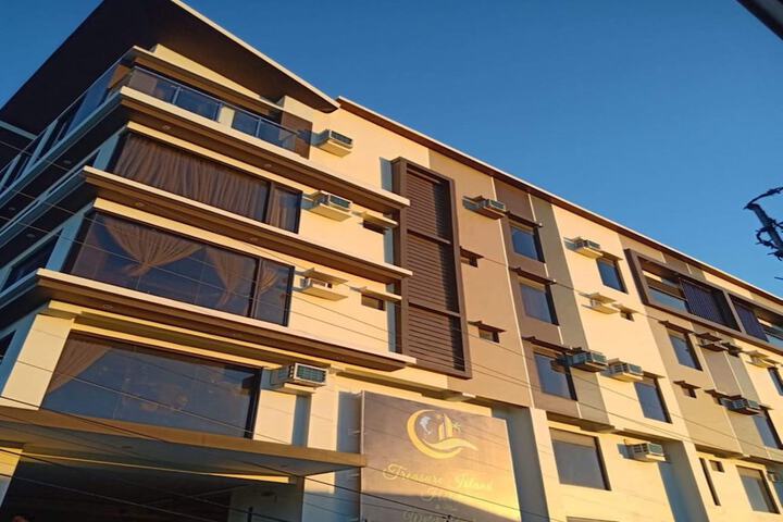 Hotel 62 of 63