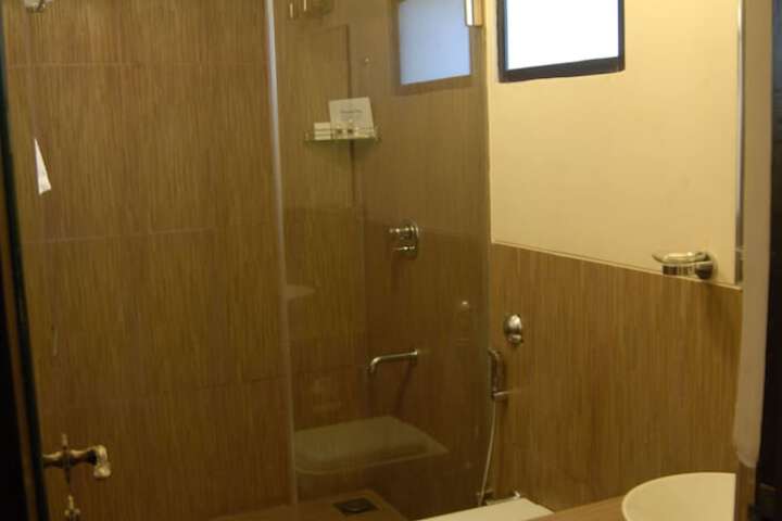 Room 18 of 45