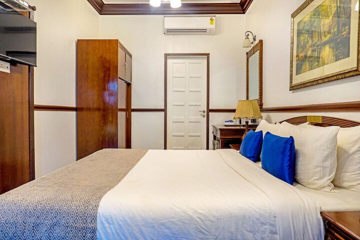 Room 30 of 109