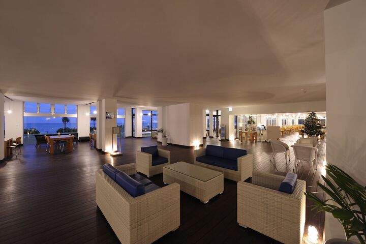 Hotel Interior 6 of 97