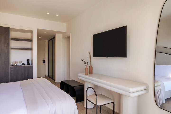 Room 22 of 128