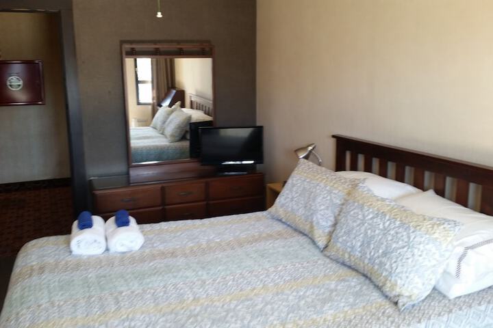 Room 16 of 47