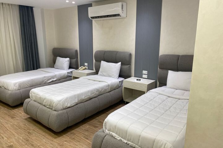 Room 5 of 23