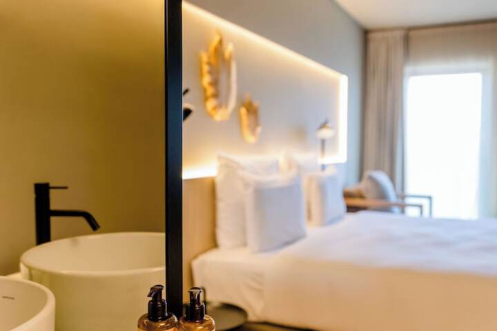 Room 55 of 118