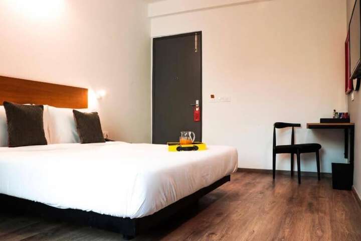 Room 21 of 43