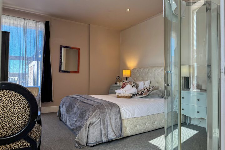 Room 60 of 156