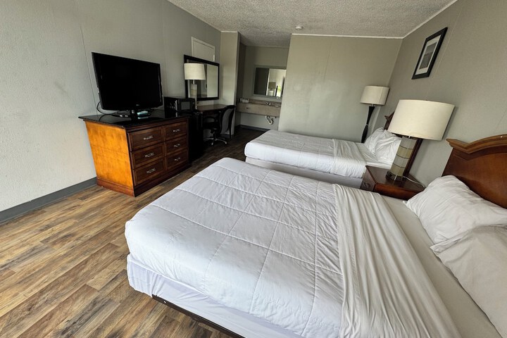 Bayou Inn