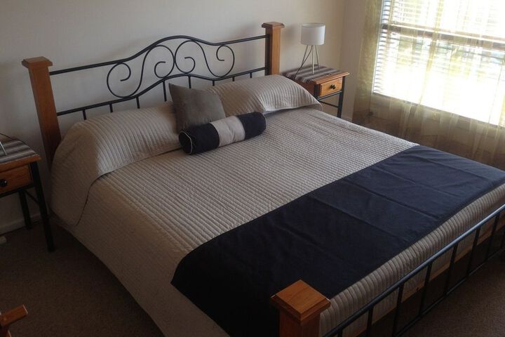 Room 8 of 38