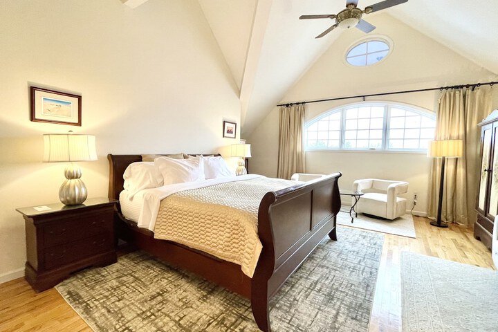Room 29 of 90