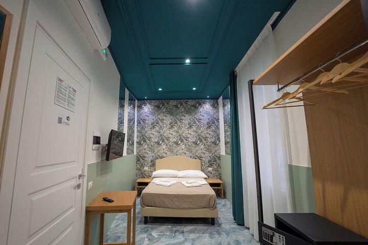 Room 46 of 309