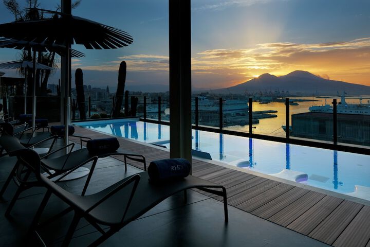 Pool 62 of 84