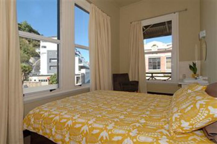 Room 8 of 19