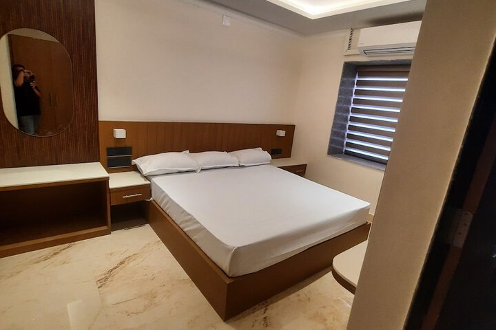 Room 19 of 39