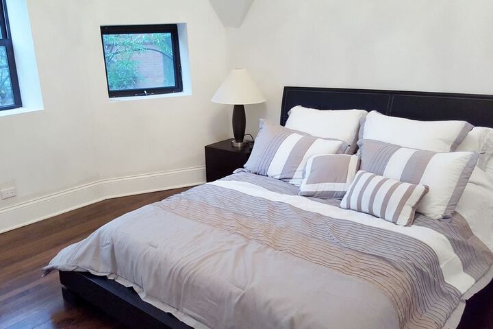 Room 4 of 22