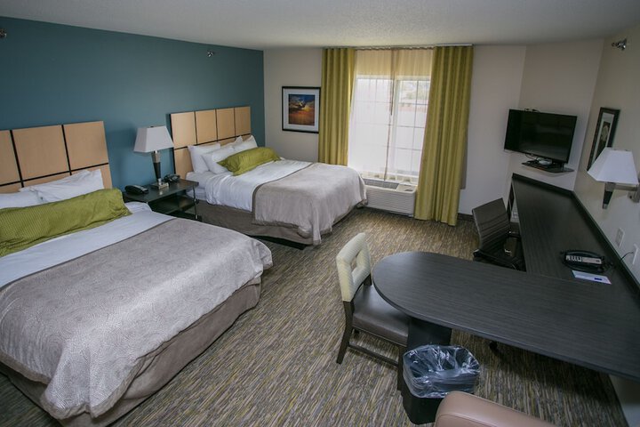 1 Queen Studio Suite (15 of 42)