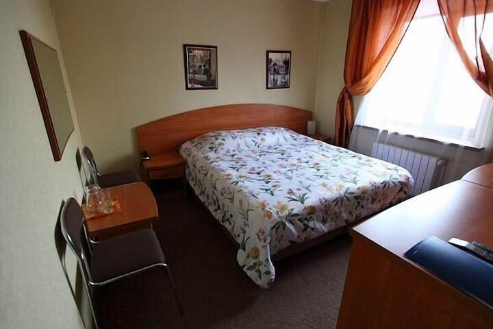 Room 45 of 93