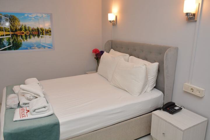 Room 80 of 115