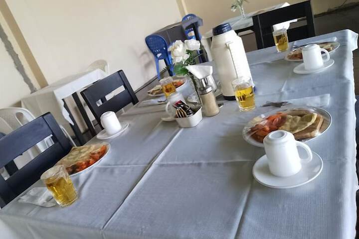Breakfast/Coffee Service 42 of 55