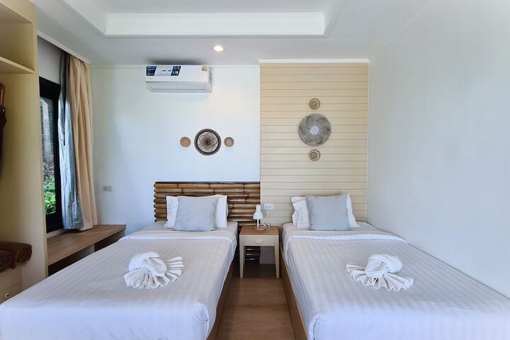 Room 18 of 59