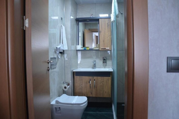 Room 19 of 24