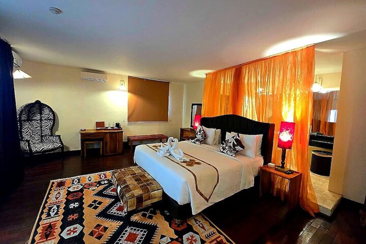 Room 21 of 49