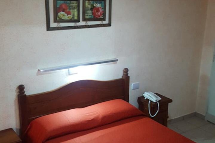 Room 16 of 44