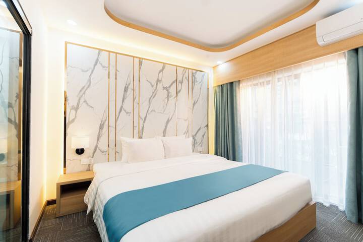 Room 14 of 25