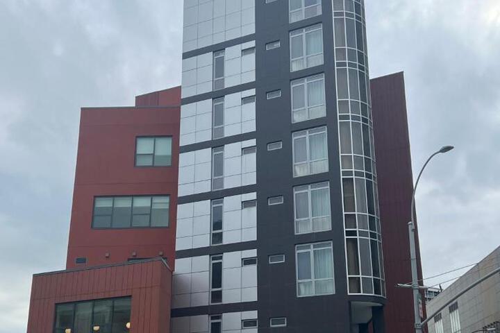 Photo of Starlight Hotel Near LGA Airport
