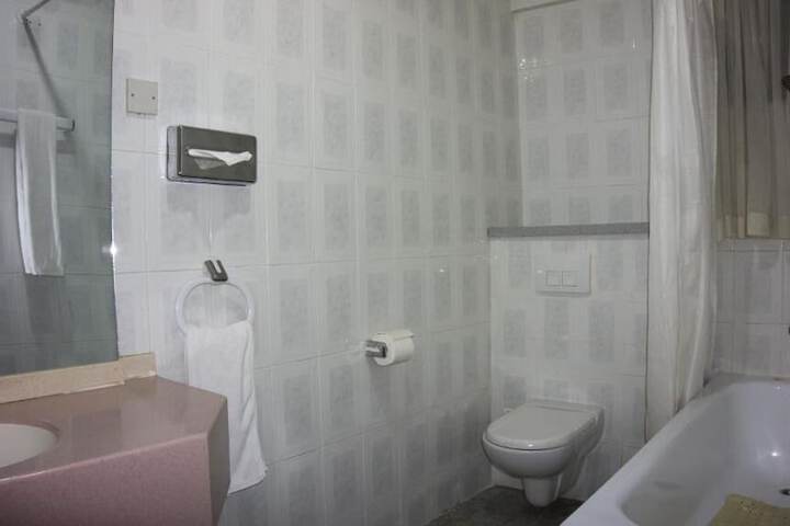 Room 44 of 64