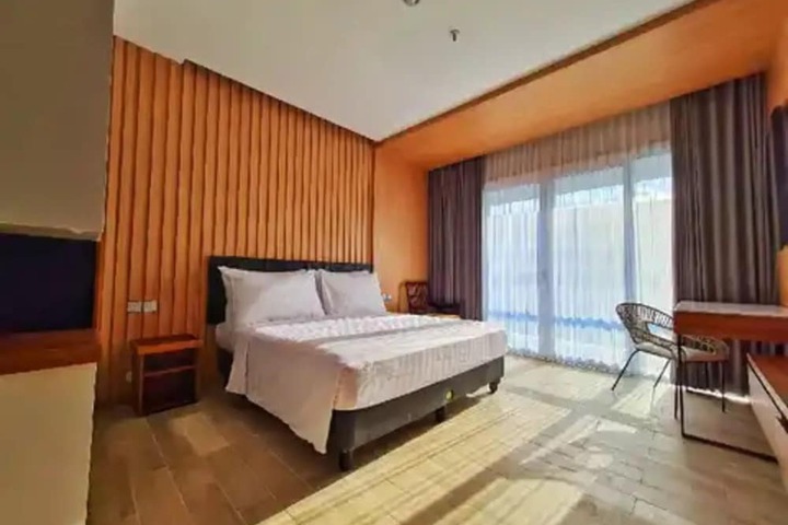 Room 14 of 73