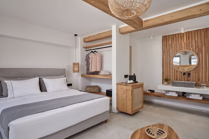 Room 13 of 53
