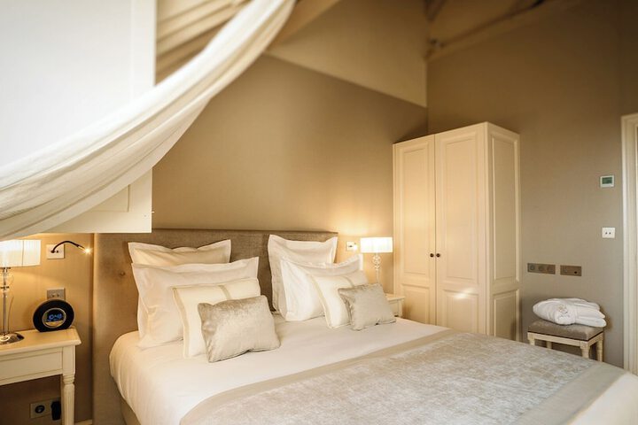 Room 14 of 56