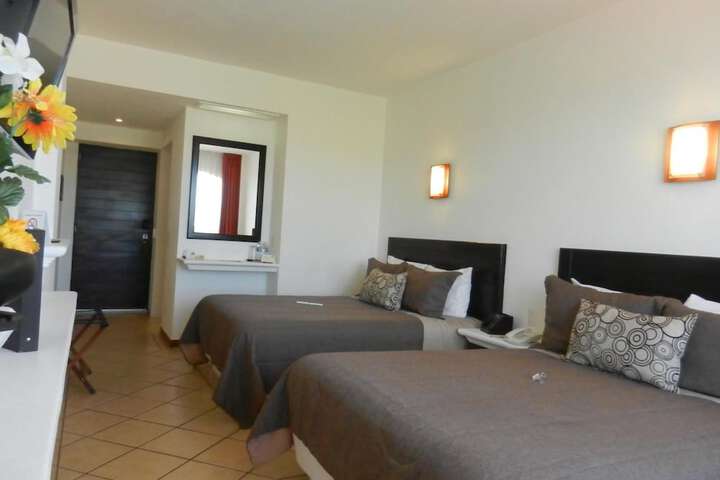 Room 16 of 60