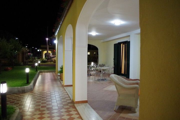 Terrace/Patio 27 of 30