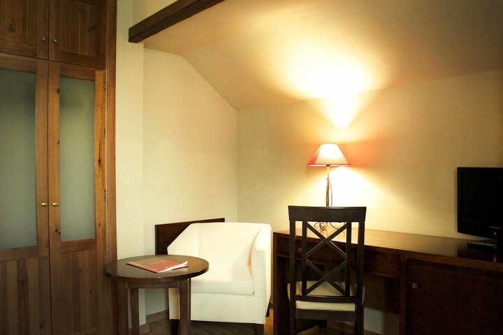 Room 11 of 55