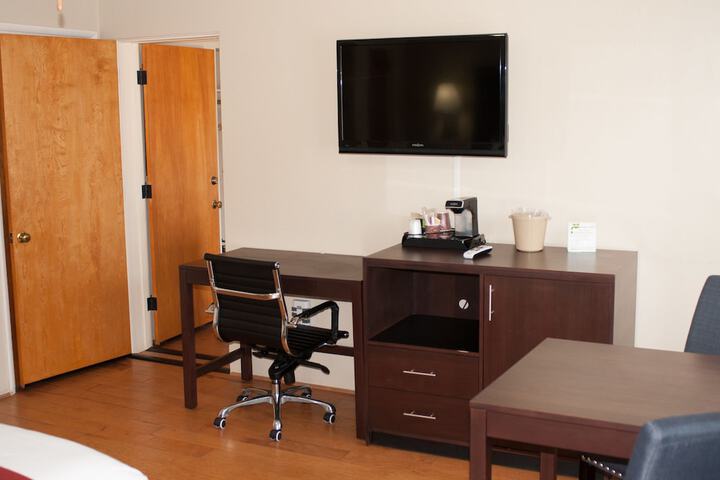 In-room business center