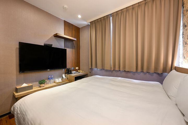 Room 8 of 78