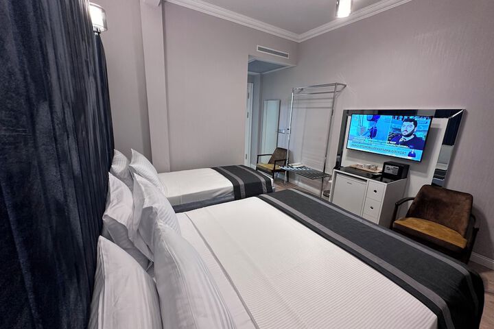 Room 15 of 71