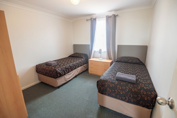 Room 30 of 117