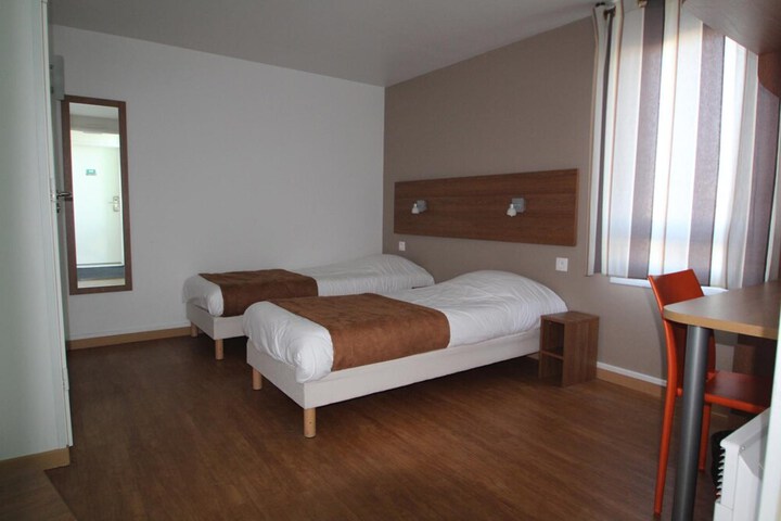 Room 31 of 60